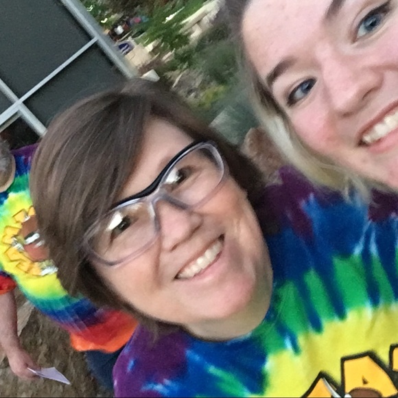 Meet your Posher, Deborah - Picture 3 of 5